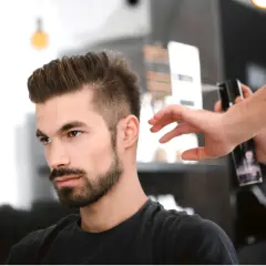 Jak wybrać idealny lakier do włosów dla swojego typu fryzury