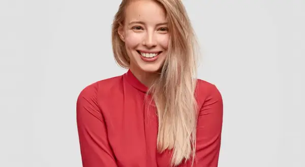 Jaki toner do włosów blond - wybierz najlepszy dla idealnego koloru